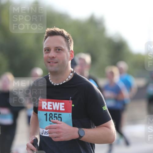 03.10.2024 - Köhlbrandbrückenlauf Fuchs,  Jonas http://msf.ph/oto/7180906 03.10.2024 09:17:00 Position 3 1855, 10 meine-sportfotos.de