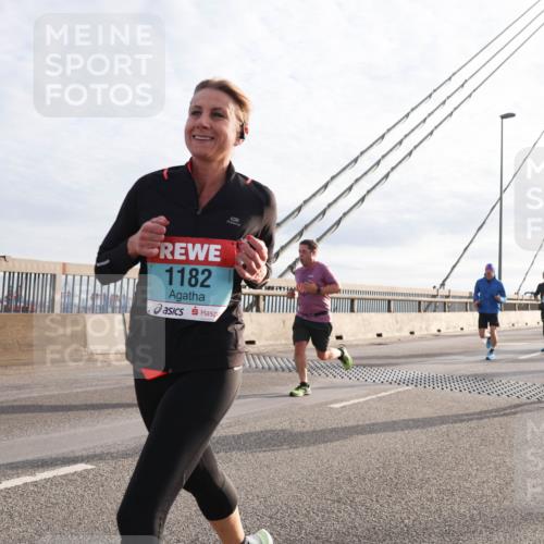 03.10.2024 - Köhlbrandbrückenlauf Matties Gatica Varas http://msf.ph/oto/7181105 03.10.2024 09:24:43 Position 2 1182, 1169 meine-sportfotos.de