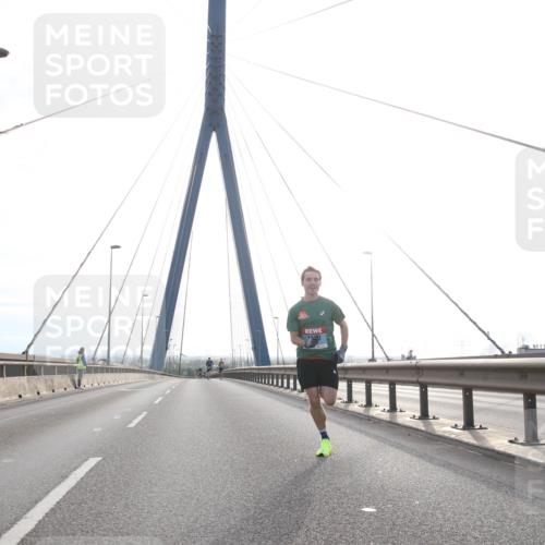 03.10.2024 - Köhlbrandbrückenlauf Jannik Wohlers http://msf.ph/oto/7181120 03.10.2024 09:17:05 Position 1  meine-sportfotos.de