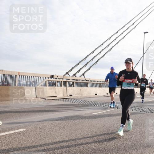 03.10.2024 - Köhlbrandbrückenlauf Matties Gatica Varas http://msf.ph/oto/7181203 03.10.2024 09:24:44 Position 2 1169, 1730 meine-sportfotos.de