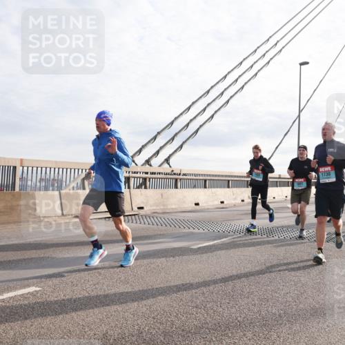03.10.2024 - Köhlbrandbrückenlauf Matties Gatica Varas http://msf.ph/oto/7181267 03.10.2024 09:24:45 Position 2 1455, 1661, 1730 meine-sportfotos.de