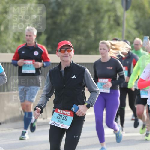 03.10.2024 - Köhlbrandbrückenlauf Fuchs,  Jonas http://msf.ph/oto/7181521 03.10.2024 09:17:17 Position 3 2452, 2043, 2030, 166, 04 meine-sportfotos.de