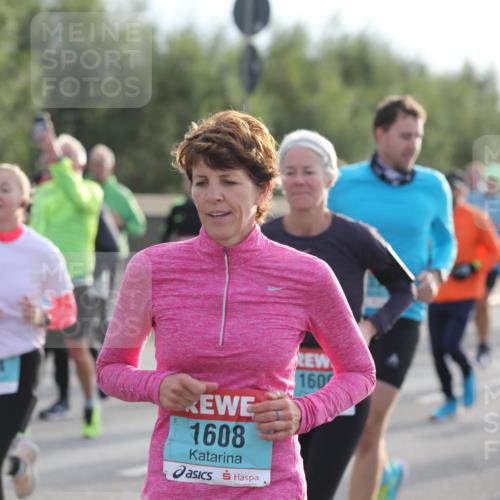 03.10.2024 - Köhlbrandbrückenlauf Fuchs,  Jonas http://msf.ph/oto/7181596 03.10.2024 09:17:19 Position 3 401, 1608, 160, 1134 meine-sportfotos.de