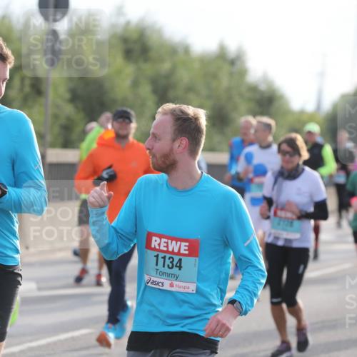 03.10.2024 - Köhlbrandbrückenlauf Fuchs,  Jonas http://msf.ph/oto/7181666 03.10.2024 09:17:20 Position 3 1133, 6, 1134, 1809 meine-sportfotos.de