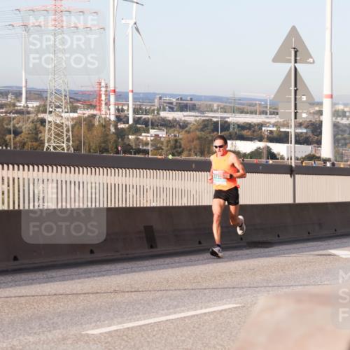 03.10.2024 - Köhlbrandbrückenlauf Matties Gatica Varas http://msf.ph/oto/7181779 03.10.2024 09:24:55 Position 2  meine-sportfotos.de