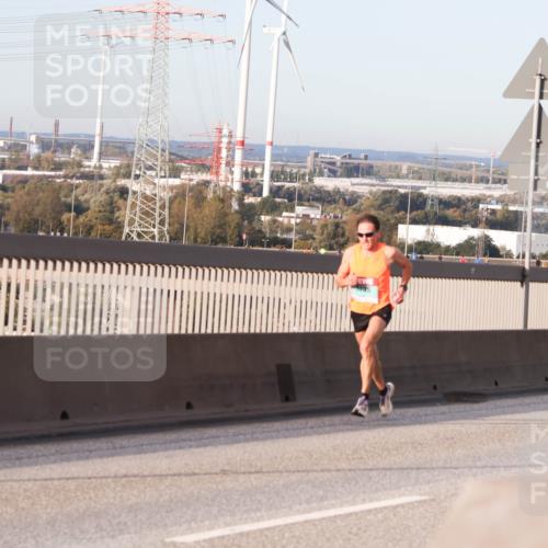 03.10.2024 - Köhlbrandbrückenlauf Matties Gatica Varas http://msf.ph/oto/7181807 03.10.2024 09:24:55 Position 2  meine-sportfotos.de