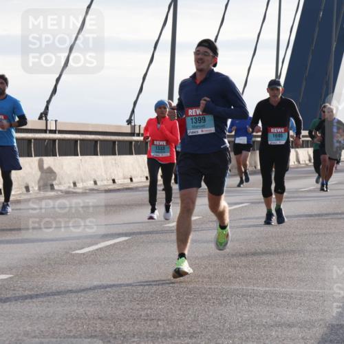 03.10.2024 - Köhlbrandbrückenlauf Matties Gatica Varas http://msf.ph/oto/7181934 03.10.2024 09:24:57 Position 2 1486, 1399, 1548, 1695, 1333 meine-sportfotos.de