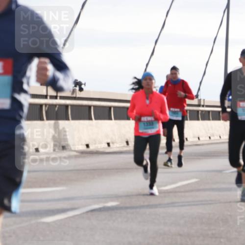 03.10.2024 - Köhlbrandbrückenlauf Matties Gatica Varas http://msf.ph/oto/7182062 03.10.2024 09:25:00 Position 2 1399 meine-sportfotos.de