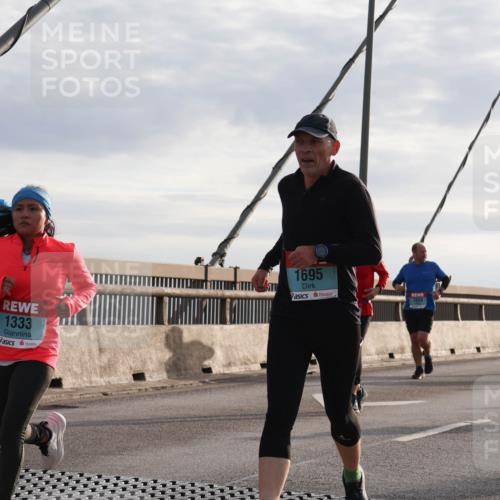 03.10.2024 - Köhlbrandbrückenlauf Matties Gatica Varas http://msf.ph/oto/7182357 03.10.2024 09:25:03 Position 2 1486, 1333, 1695, 1624 meine-sportfotos.de