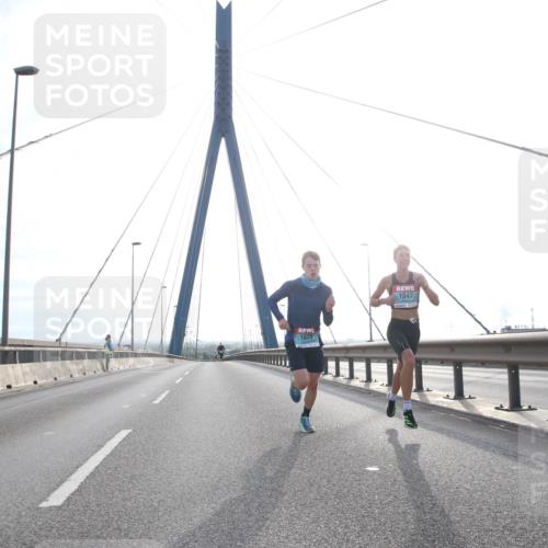 03.10.2024 - Köhlbrandbrückenlauf Jannik Wohlers http://msf.ph/oto/7182394 03.10.2024 09:17:15 Position 1 1839, 1047 meine-sportfotos.de