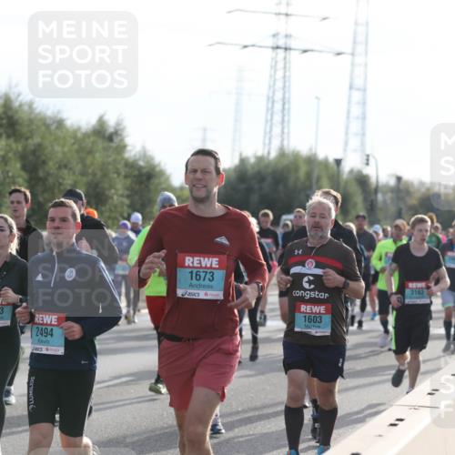 03.10.2024 - Köhlbrandbrückenlauf Fuchs,  Jonas http://msf.ph/oto/7182867 03.10.2024 09:17:42 Position 3 68, 1933, 2494, 1673, 1603, 3163 meine-sportfotos.de