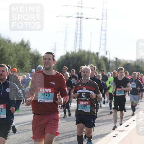 03.10.2024 - Köhlbrandbrückenlauf Fuchs,  Jonas http://msf.ph/oto/7182876 03.10.2024 09:17:42 Position 3 1933, 2494, 1673, 1603, 3163 meine-sportfotos.de