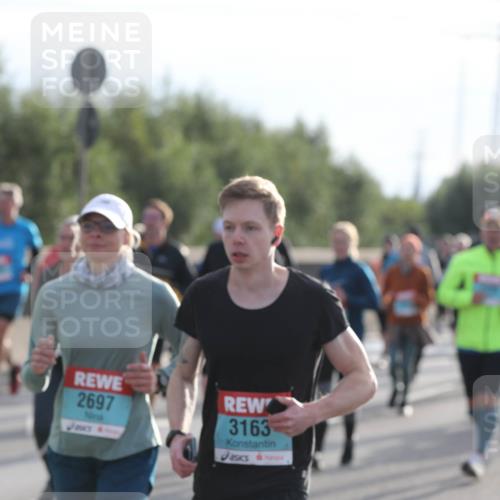03.10.2024 - Köhlbrandbrückenlauf Fuchs,  Jonas http://msf.ph/oto/7182922 03.10.2024 09:17:46 Position 3 2697, 3163 meine-sportfotos.de