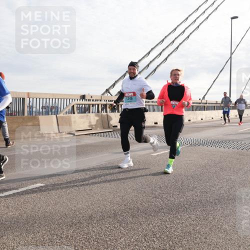 03.10.2024 - Köhlbrandbrückenlauf Matties Gatica Varas http://msf.ph/oto/7183569 03.10.2024 09:25:23 Position 2 1246, 1385, 12 meine-sportfotos.de