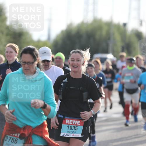 03.10.2024 - Köhlbrandbrückenlauf Fuchs,  Jonas http://msf.ph/oto/7183647 03.10.2024 09:18:20 Position 3 2766, 1935 meine-sportfotos.de