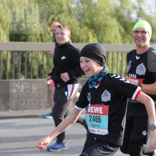 03.10.2024 - Köhlbrandbrückenlauf Fuchs,  Jonas http://msf.ph/oto/7183842 03.10.2024 09:18:26 Position 3 2466 meine-sportfotos.de