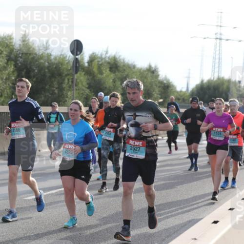 03.10.2024 - Köhlbrandbrückenlauf Fuchs,  Jonas http://msf.ph/oto/7183987 03.10.2024 09:18:32 Position 3 2166, 22, 2658, 2527, 1534, 1966, 1346 meine-sportfotos.de