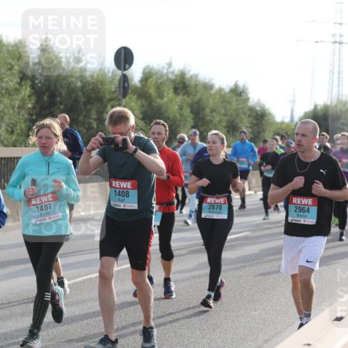 03.10.2024 - Köhlbrandbrückenlauf Fuchs,  Jonas http://msf.ph/oto/7184186 03.10.2024 09:18:38 Position 3 2584, 1407, 1408, 2870, 2964 meine-sportfotos.de