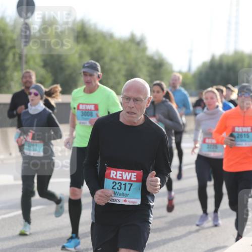 03.10.2024 - Köhlbrandbrückenlauf Fuchs,  Jonas http://msf.ph/oto/7184392 03.10.2024 09:18:52 Position 3 1783, 3261, 3008, 2317, 2615 meine-sportfotos.de