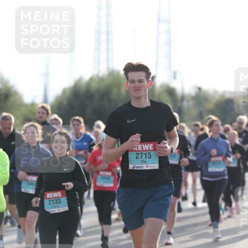 03.10.2024 - Köhlbrandbrückenlauf Fuchs,  Jonas http://msf.ph/oto/7184535 03.10.2024 09:19:03 Position 3 2416, 2860, 2188, 2133, 2715 meine-sportfotos.de