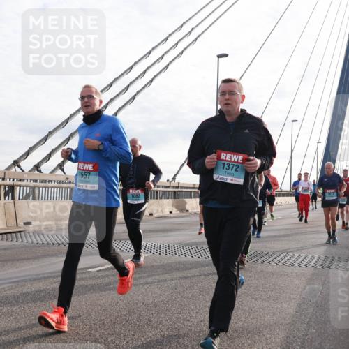 03.10.2024 - Köhlbrandbrückenlauf Matties Gatica Varas http://msf.ph/oto/7184760 03.10.2024 09:25:38 Position 2 1557, 1062, 1372, 1613 meine-sportfotos.de
