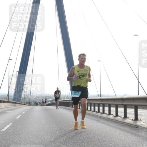 03.10.2024 - Köhlbrandbrückenlauf Jannik Wohlers http://msf.ph/oto/7184847 03.10.2024 09:17:45 Position 1 100, 1042 meine-sportfotos.de