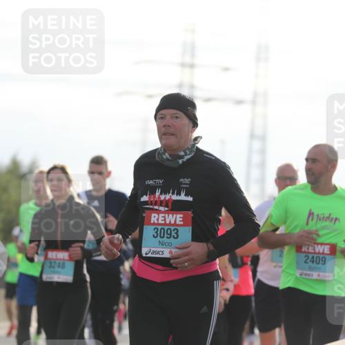 03.10.2024 - Köhlbrandbrückenlauf Fuchs,  Jonas http://msf.ph/oto/7184855 03.10.2024 09:19:36 Position 3 3248, 2773, 3093, 2409 meine-sportfotos.de