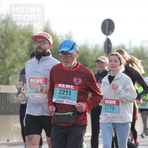 03.10.2024 - Köhlbrandbrückenlauf Fuchs,  Jonas http://msf.ph/oto/7184862 03.10.2024 09:19:37 Position 3 2211, 2773, 963 meine-sportfotos.de
