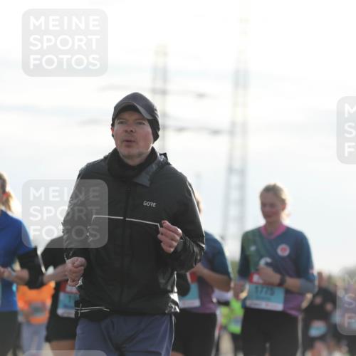 03.10.2024 - Köhlbrandbrückenlauf Fuchs,  Jonas http://msf.ph/oto/7184998 03.10.2024 09:19:50 Position 3 1625, 2398, 1775 meine-sportfotos.de