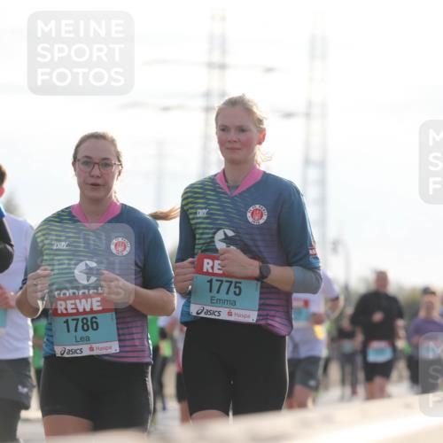 03.10.2024 - Köhlbrandbrückenlauf Fuchs,  Jonas http://msf.ph/oto/7185020 03.10.2024 09:19:52 Position 3 1910, 2399, 1786, 1775 meine-sportfotos.de