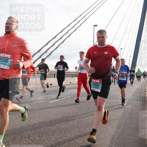 03.10.2024 - Köhlbrandbrückenlauf Matties Gatica Varas http://msf.ph/oto/7185113 03.10.2024 09:25:42 Position 2 2230, 2196, 1299, 1387, 1697, 999 meine-sportfotos.de