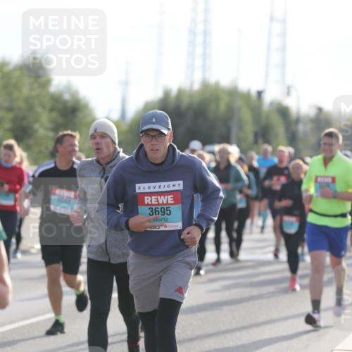 03.10.2024 - Köhlbrandbrückenlauf Fuchs,  Jonas http://msf.ph/oto/7185261 03.10.2024 09:20:13 Position 3 8239, 3695 meine-sportfotos.de