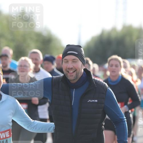 03.10.2024 - Köhlbrandbrückenlauf Fuchs,  Jonas http://msf.ph/oto/7185334 03.10.2024 09:20:23 Position 3  meine-sportfotos.de