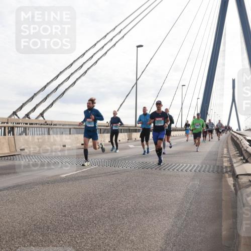03.10.2024 - Köhlbrandbrückenlauf Matties Gatica Varas http://msf.ph/oto/7185338 03.10.2024 09:25:44 Position 2 3237, 2001 meine-sportfotos.de