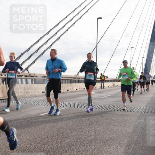 03.10.2024 - Köhlbrandbrückenlauf Matties Gatica Varas http://msf.ph/oto/7185432 03.10.2024 09:25:46 Position 2 12, 7, 1950, 1494, 1585 meine-sportfotos.de