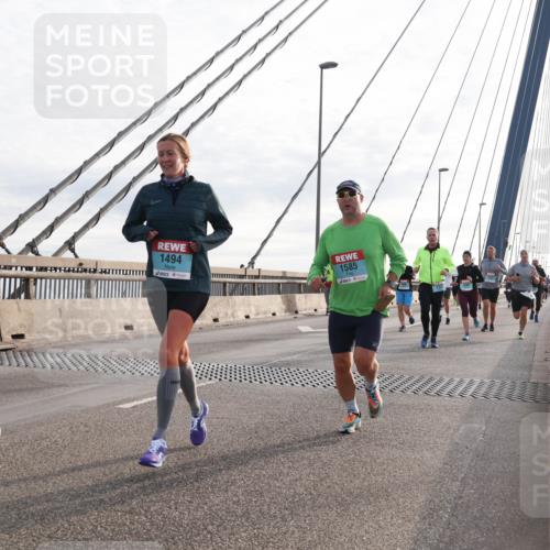 03.10.2024 - Köhlbrandbrückenlauf Matties Gatica Varas http://msf.ph/oto/7185479 03.10.2024 09:25:47 Position 2 1494, 1585 meine-sportfotos.de