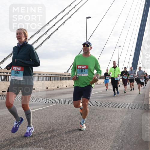 03.10.2024 - Köhlbrandbrückenlauf Matties Gatica Varas http://msf.ph/oto/7185496 03.10.2024 09:25:47 Position 2 1494, 1585 meine-sportfotos.de