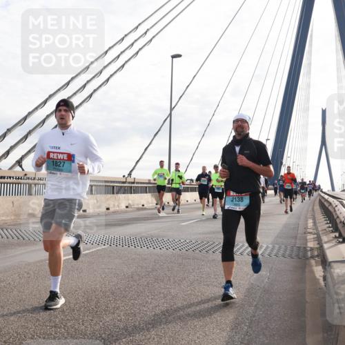 03.10.2024 - Köhlbrandbrückenlauf Matties Gatica Varas http://msf.ph/oto/7185757 03.10.2024 09:25:52 Position 2 1827, 2138 meine-sportfotos.de