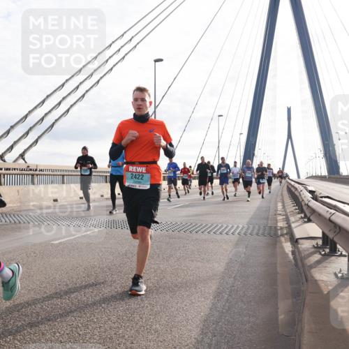 03.10.2024 - Köhlbrandbrückenlauf Matties Gatica Varas http://msf.ph/oto/7186131 03.10.2024 09:25:56 Position 2 2422 meine-sportfotos.de