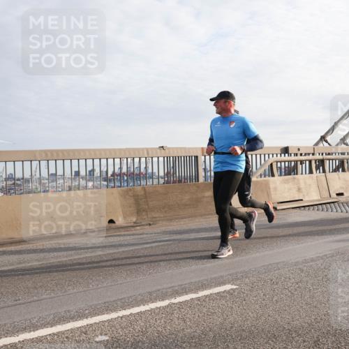 03.10.2024 - Köhlbrandbrückenlauf Matties Gatica Varas http://msf.ph/oto/7186249 03.10.2024 09:25:58 Position 2  meine-sportfotos.de