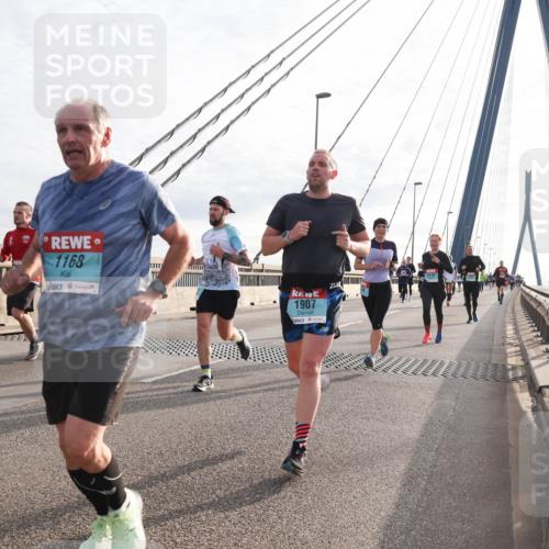 03.10.2024 - Köhlbrandbrückenlauf Matties Gatica Varas http://msf.ph/oto/7186412 03.10.2024 09:26:01 Position 2 1168, 1907 meine-sportfotos.de