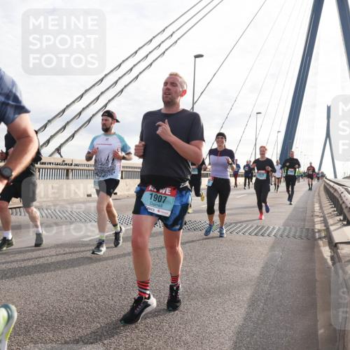 03.10.2024 - Köhlbrandbrückenlauf Matties Gatica Varas http://msf.ph/oto/7186428 03.10.2024 09:26:01 Position 2 168, 1907, 2079 meine-sportfotos.de