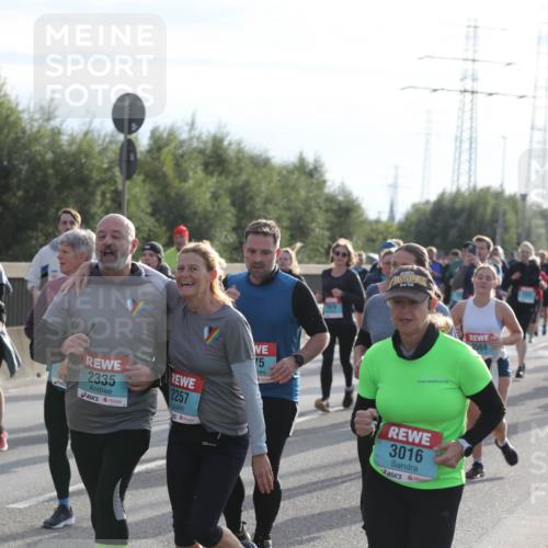 03.10.2024 - Köhlbrandbrückenlauf Fuchs,  Jonas http://msf.ph/oto/7186615 03.10.2024 09:21:04 Position 3 096, 2335, 2257, 75, 3016, 3569 meine-sportfotos.de