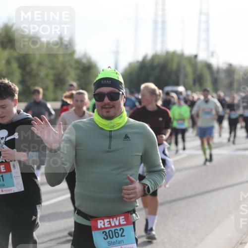 03.10.2024 - Köhlbrandbrückenlauf Fuchs,  Jonas http://msf.ph/oto/7186693 03.10.2024 09:21:12 Position 3 1, 1861, 3062, 111 meine-sportfotos.de
