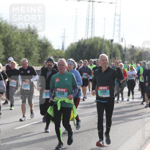 03.10.2024 - Köhlbrandbrückenlauf Fuchs,  Jonas http://msf.ph/oto/7186962 03.10.2024 09:21:22 Position 3 2378, 3675, 3478, 337, 3398, 3169 meine-sportfotos.de