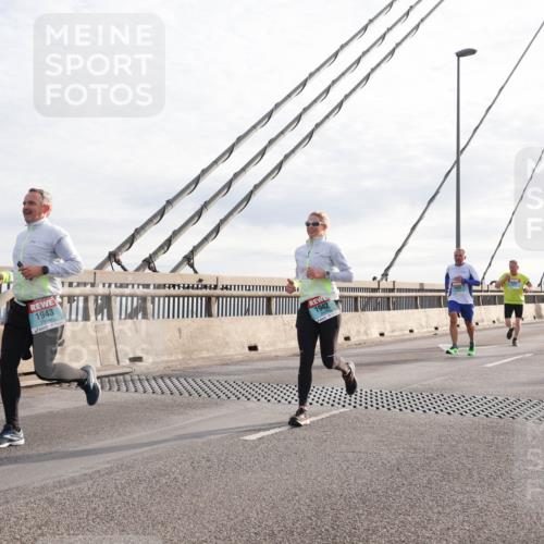 03.10.2024 - Köhlbrandbrückenlauf Matties Gatica Varas http://msf.ph/oto/7187209 03.10.2024 09:26:13 Position 2 1943, 1942 meine-sportfotos.de