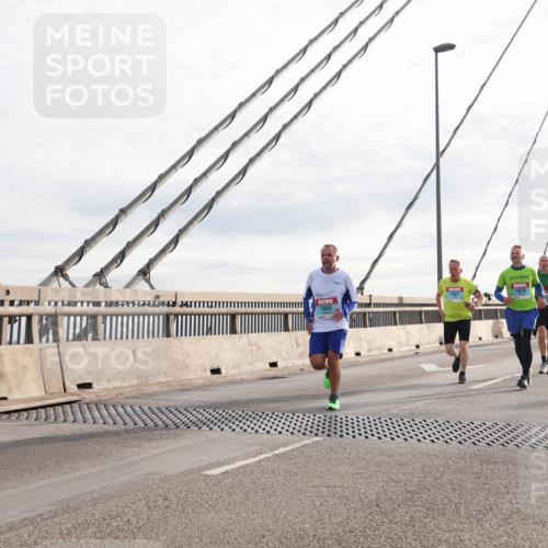 03.10.2024 - Köhlbrandbrückenlauf Matties Gatica Varas http://msf.ph/oto/7187374 03.10.2024 09:26:15 Position 2 1602, 1561, 1878 meine-sportfotos.de