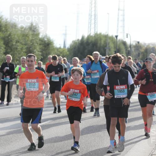 03.10.2024 - Köhlbrandbrückenlauf Fuchs,  Jonas http://msf.ph/oto/7187449 03.10.2024 09:21:51 Position 3 22111, 3271, 168, 3155, 2181, 2980, 247, 1953, 3287, 3268 meine-sportfotos.de