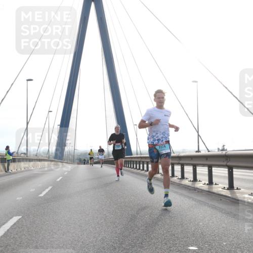 03.10.2024 - Köhlbrandbrückenlauf Jannik Wohlers http://msf.ph/oto/7187519 03.10.2024 09:18:03 Position 1 1074 meine-sportfotos.de