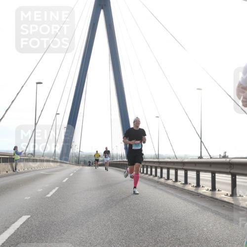 03.10.2024 - Köhlbrandbrückenlauf Jannik Wohlers http://msf.ph/oto/7187640 03.10.2024 09:18:04 Position 1 1032, 1174 meine-sportfotos.de